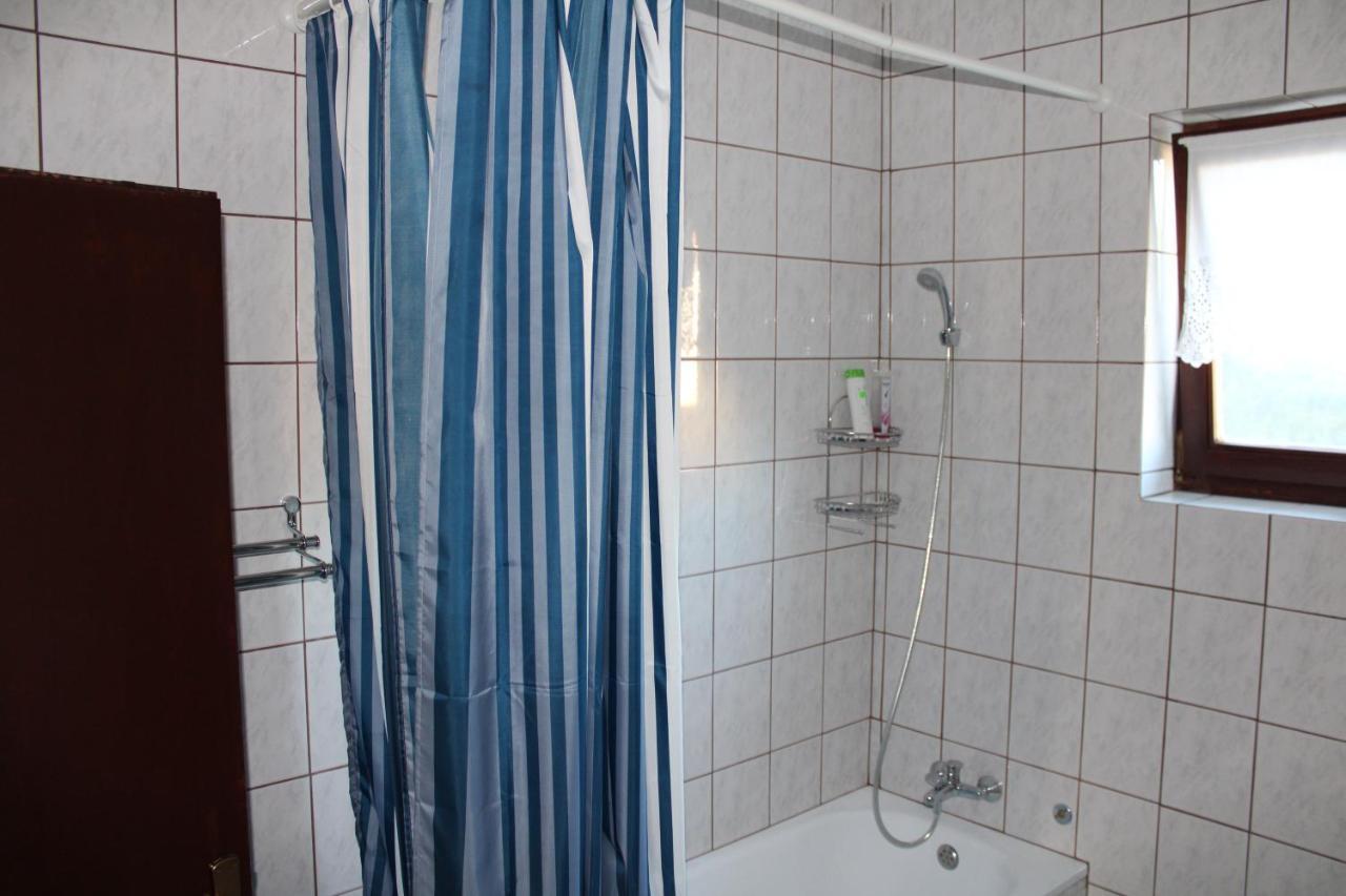 Studio Apartment Ivona & Tin สลูน ภายนอก รูปภาพ